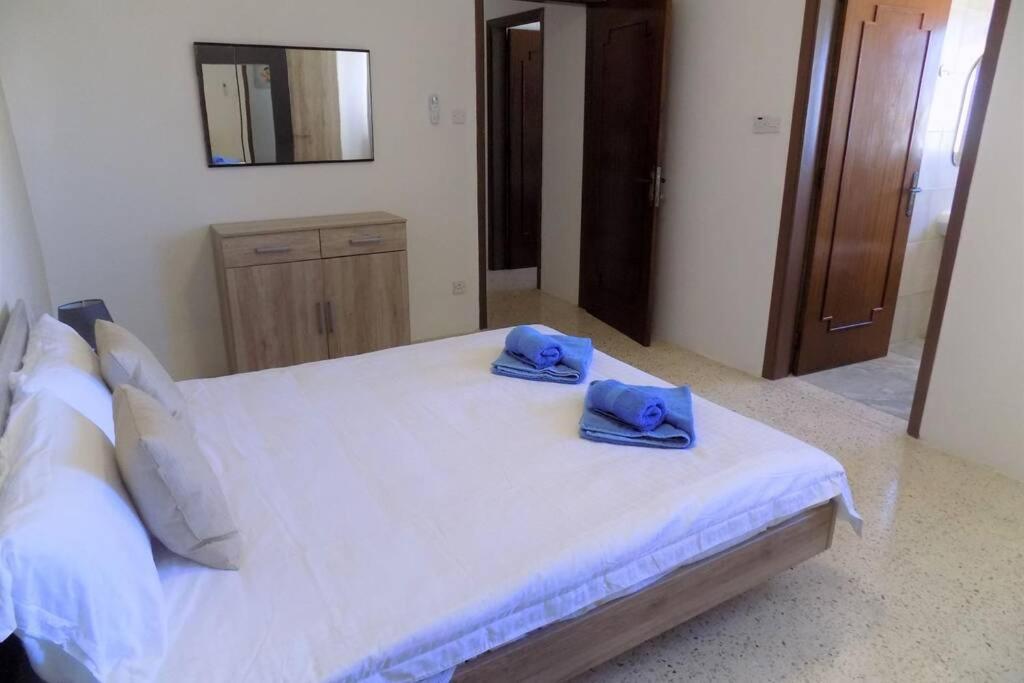 Sunshine Holiday Apartment 5 With Spectacular Seaviews St. Paul's Bay Exteriör bild